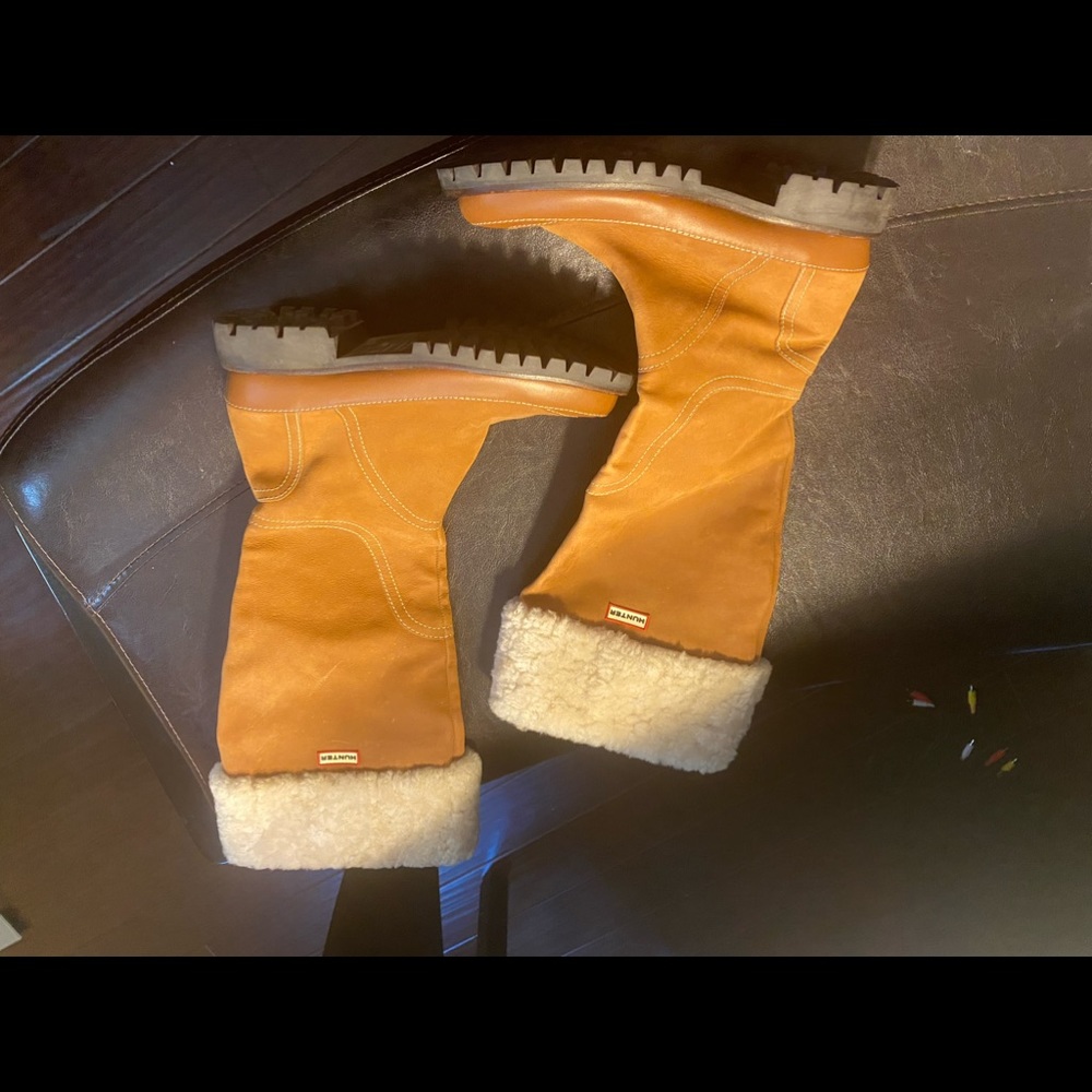 Authentic Hunter All-Weather Boots - Picture 2 of 5